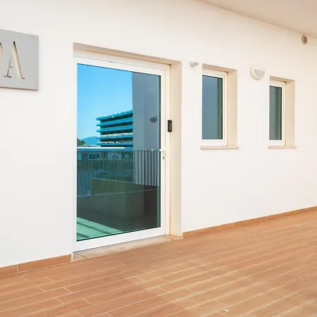 아파트 Floor Luxury By Ideal Homes